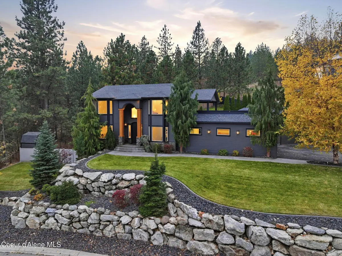 5821 N Del Rey Dr, Otis Orchards, WA 99027 - Image #1