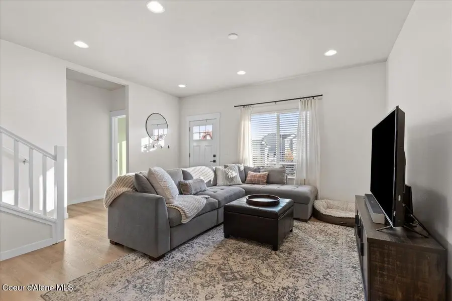 12193 W MOORFIELD AVE, Post Falls, ID 83854 - Image #3