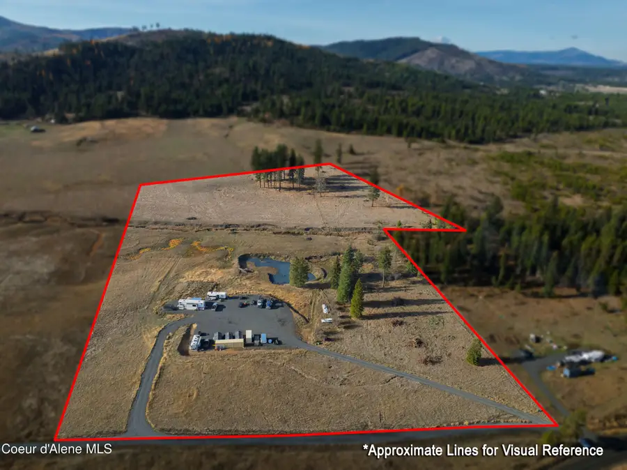 109 Liberty Ln, Santa, ID 83866 - Image #2