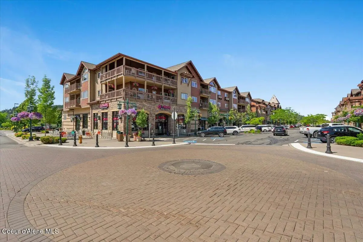 2050 N MAIN ST #214, Coeur Dalene, ID 83814 - Image #1