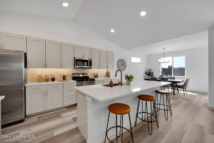 1004 E Healy Ave, Post Falls, ID 83854 - Image #3