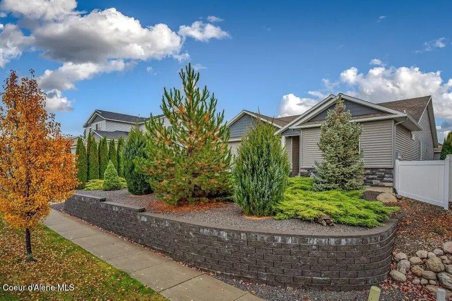 934 W Walson Ct, Post Falls, ID 83854 - Image #2