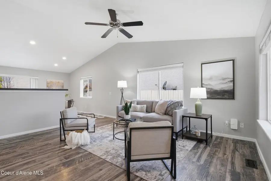 7488 N WHEATFIELD DR, Coeur Dalene, ID 83815 - Image #2