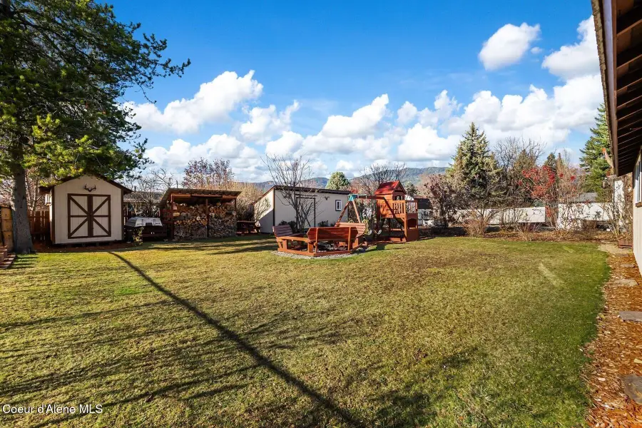 513 N Division Ave, Sandpoint, ID 83864 - Image #2