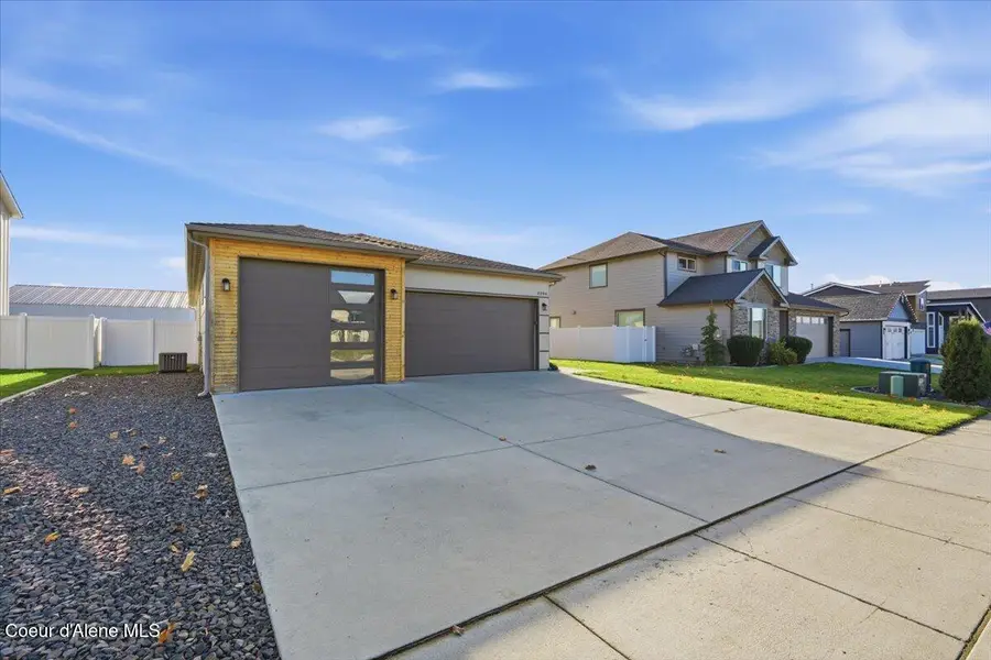 3294 W GIOVANNI LN, Hayden, ID 83835 - Image #3