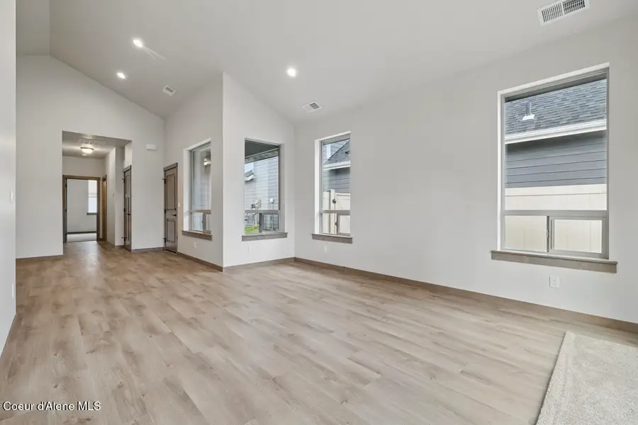 8424 N Snowflake Ln, Hayden, ID 83835 - Image #3