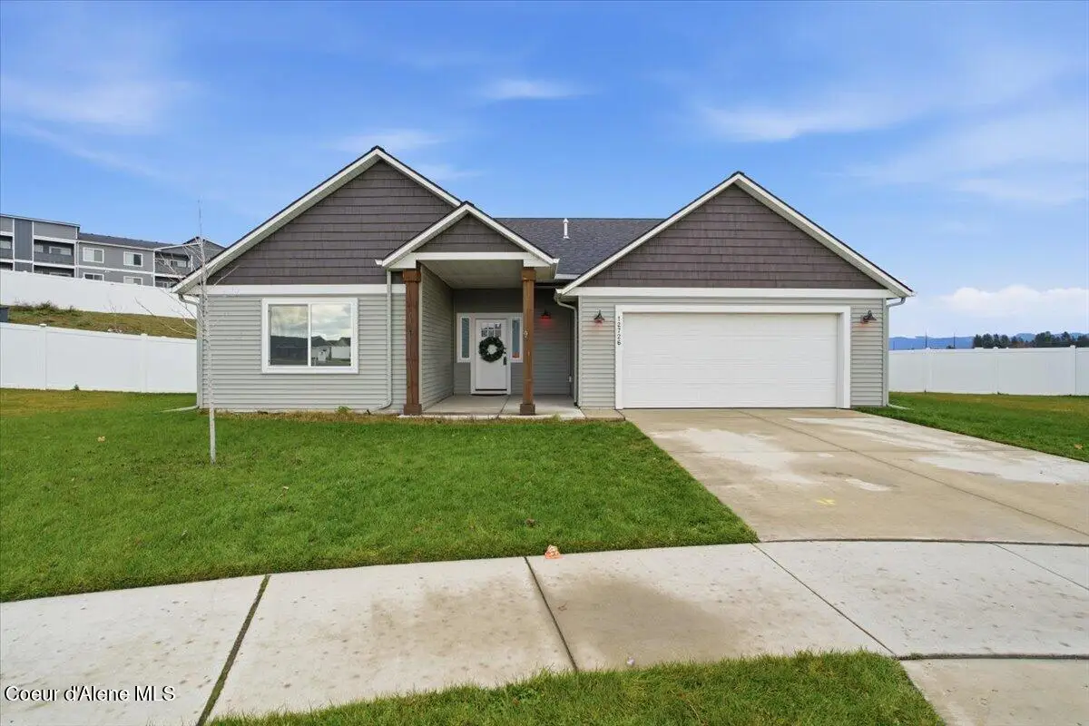12726 N CAVANAUGH DR, Rathdrum, ID 83858 - Image #1
