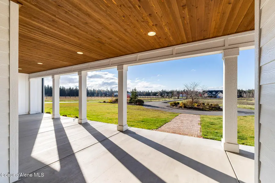 12378 N MEADOW WOOD LN, Hayden, ID 83835 - Image #3