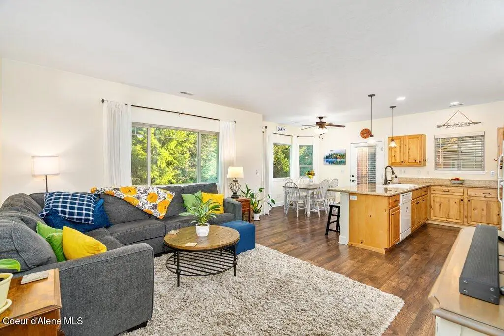 6800 N SPURWING LOOP #201, Coeur Dalene, ID 83815 - Image #1