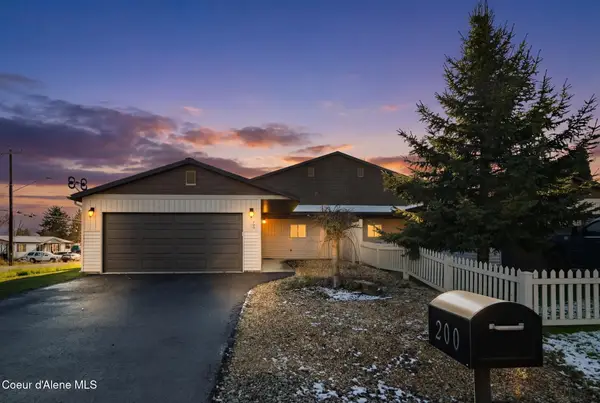 200 Brittany Loop, Kootenai, ID 83840