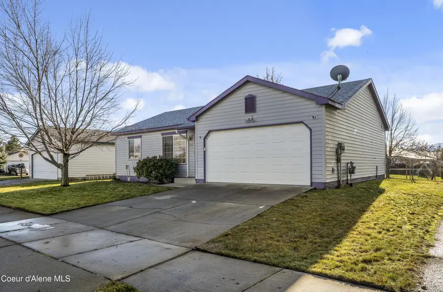 910 E SHASTA AVE, Post Falls, ID 83854 - Image #2