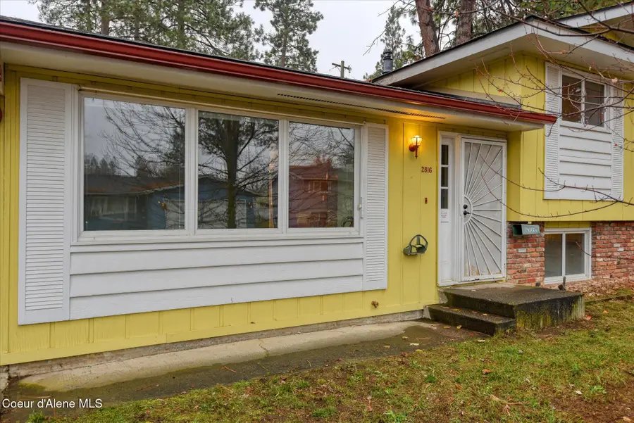 2816 N 9th St, Coeur Dalene, ID 83815 - Image #2
