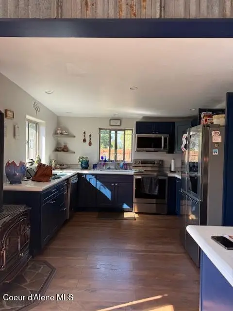 907 Ruth Ave, Sandpoint, ID 83864 - Image #2