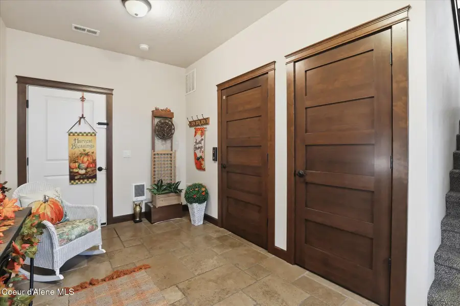 4583 Greenchain Loop #6, Coeur Dalene, ID 83814 - Image #3