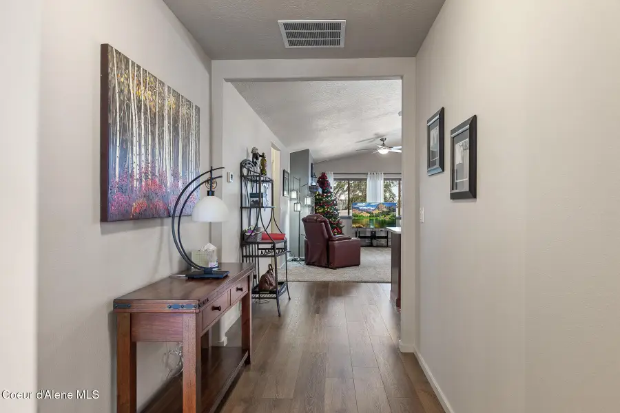 1042 E Allenby Ave, Post Falls, ID 83854 - Image #2