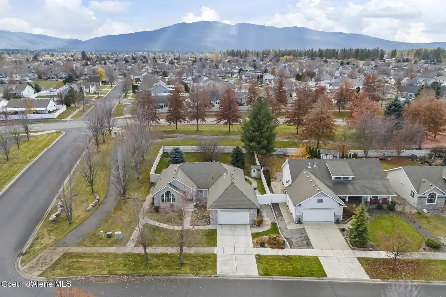 1175 E Stoneybrook Loop, Post Falls, ID 83854 - Image #2