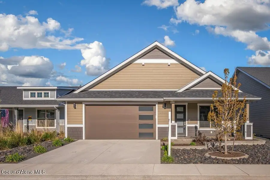 8042 N HIBISCUS LN, Coeur Dalene, ID 83815 - Image #2