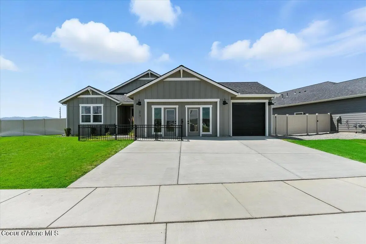 6897 N Coeur Terre Blvd, Coeur Dalene, ID 83815 - Image #1