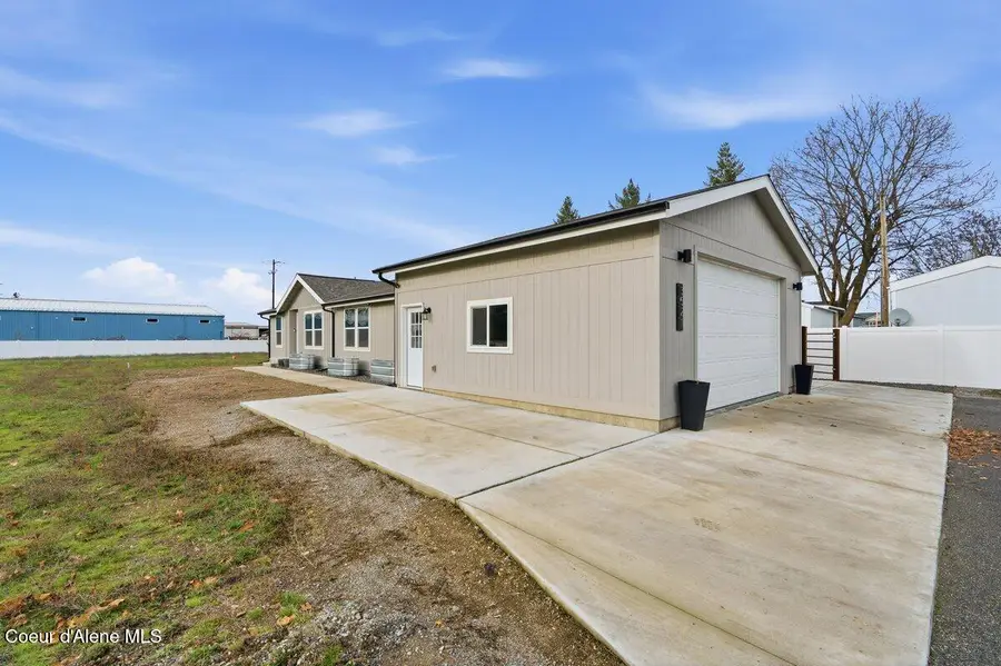 3521 N PJ LN, Coeur Dalene, ID 83815 - Image #2