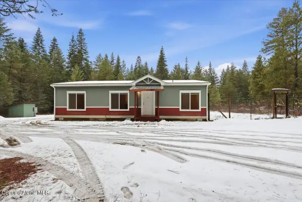 254 Lions Rd, Priest River, ID 83856