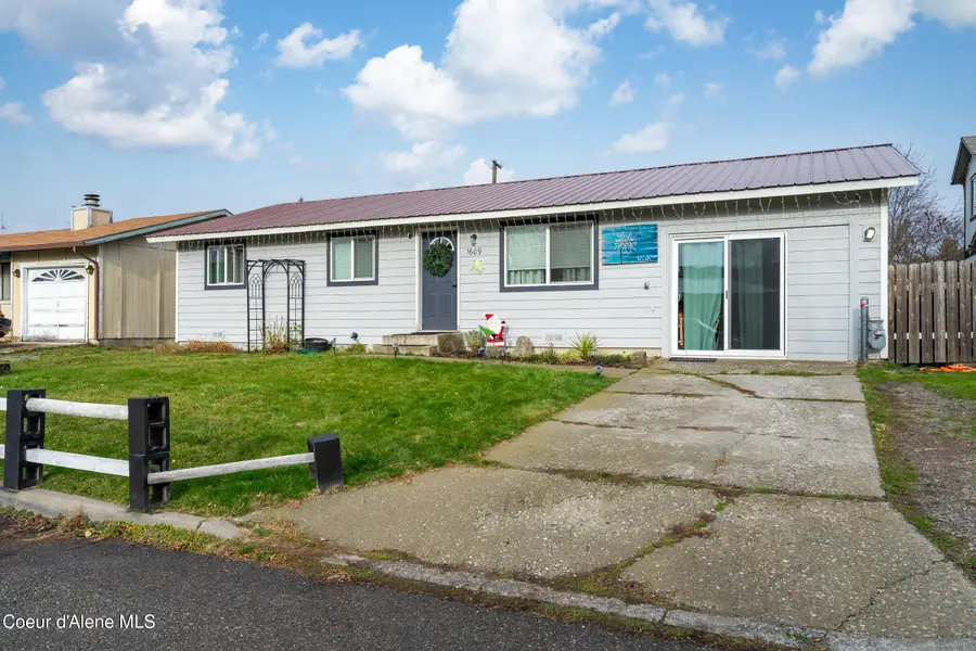 1609 E Park Ln, Post Falls, ID 83854 - #3