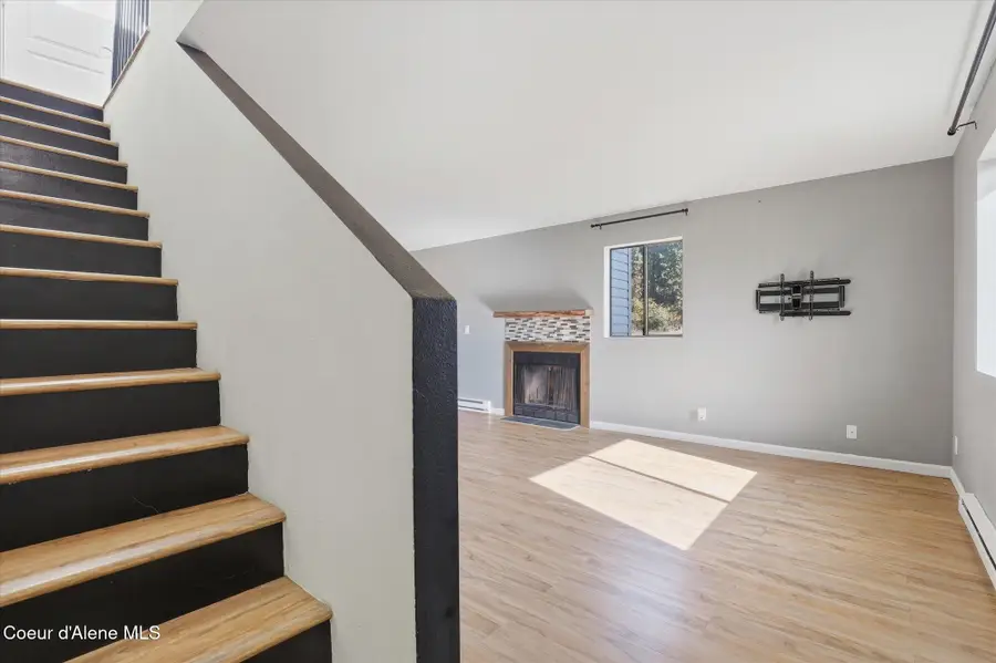 8204 N Ridgewood Dr #6, Hayden, ID 83835 - Image #2