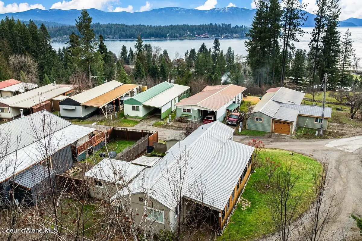 302 School Rd #11, Hope, ID 83836 - Image #1