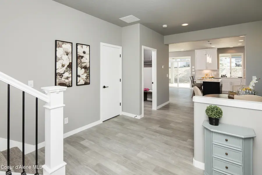 2630 W VICTOR LP, Coeur Dalene, ID 83815 - Image #2