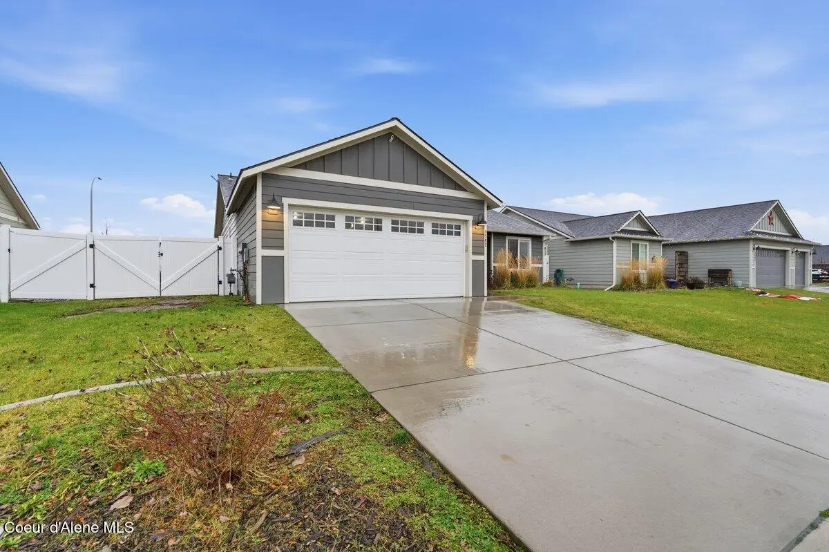 8562 W Seed Ave, Rathdrum, ID 83858 - Image #1