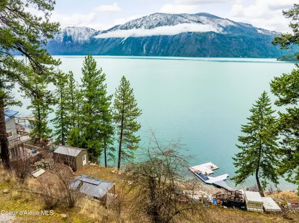 18958 E Scenic Bay Drive, Bayview, ID 83803