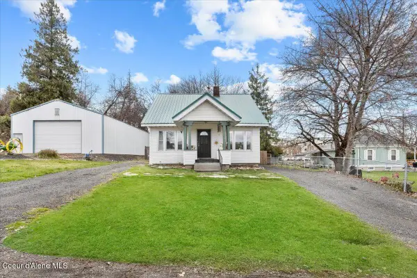 315 S 5th St, St. Maries, ID 83861