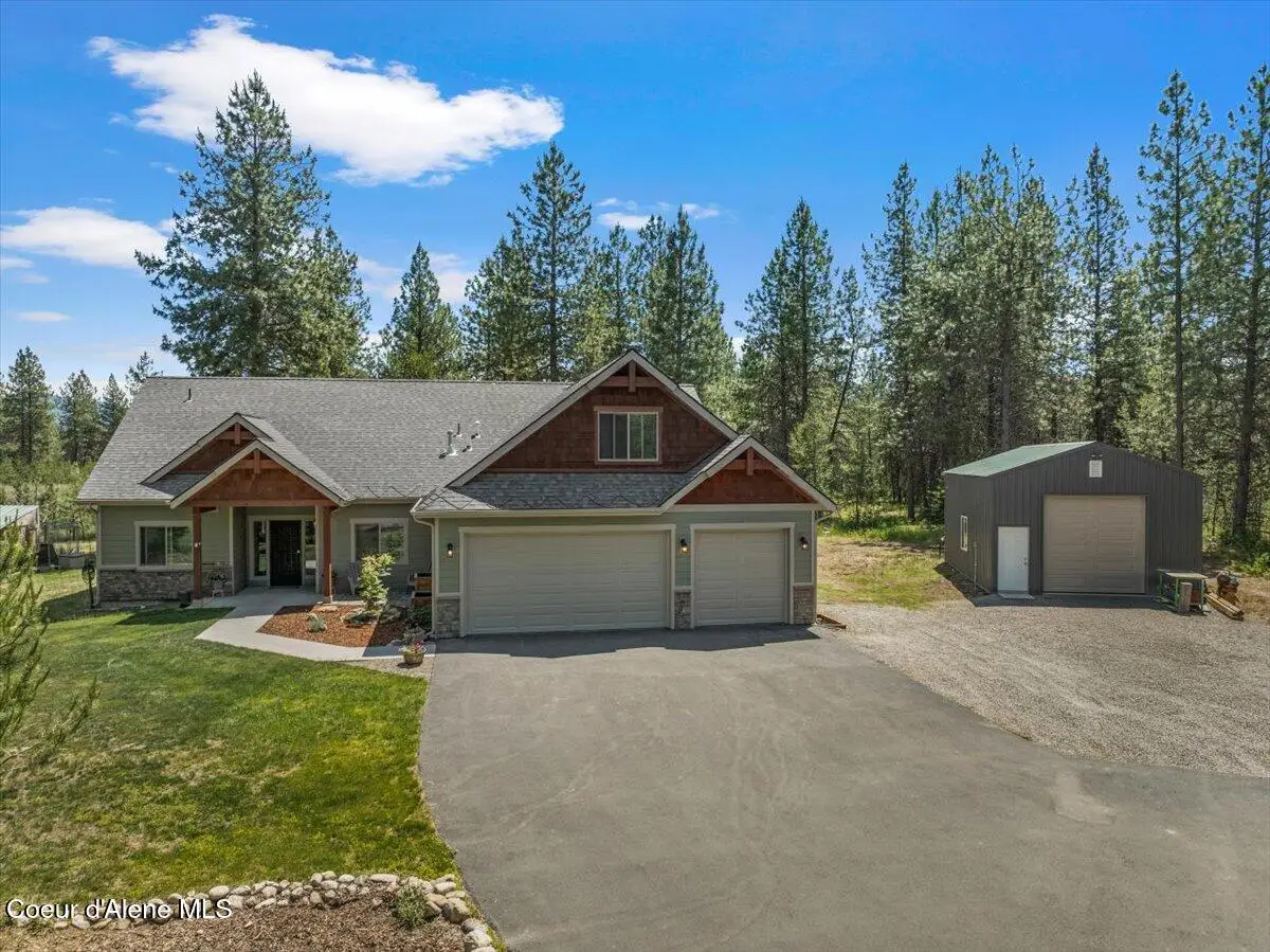 23378 N PROMINENCE RD, Rathdrum, ID 83858 - Image #1