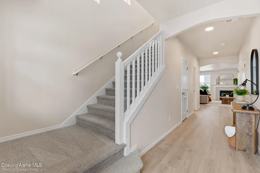 13508 N GRAND TARGHEE ST, Hayden, ID 83835 - Image #2