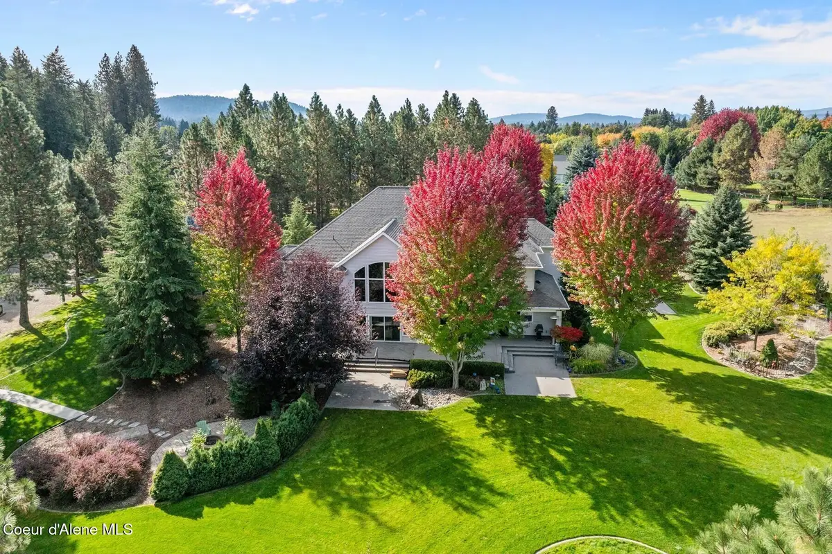 2177 E Totten Ln, Dalton Gardens, ID 83815 - #1