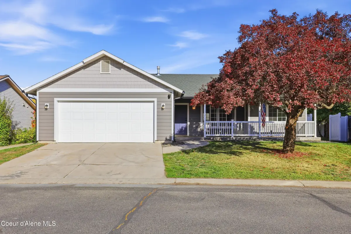 215 W Chippewa DR, Post Falls, ID 83854 - #1