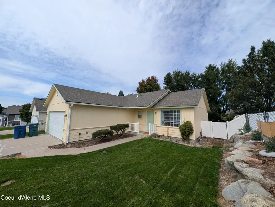 1465 E STOCKMAN AVE, Post Falls, ID 83854 - #2