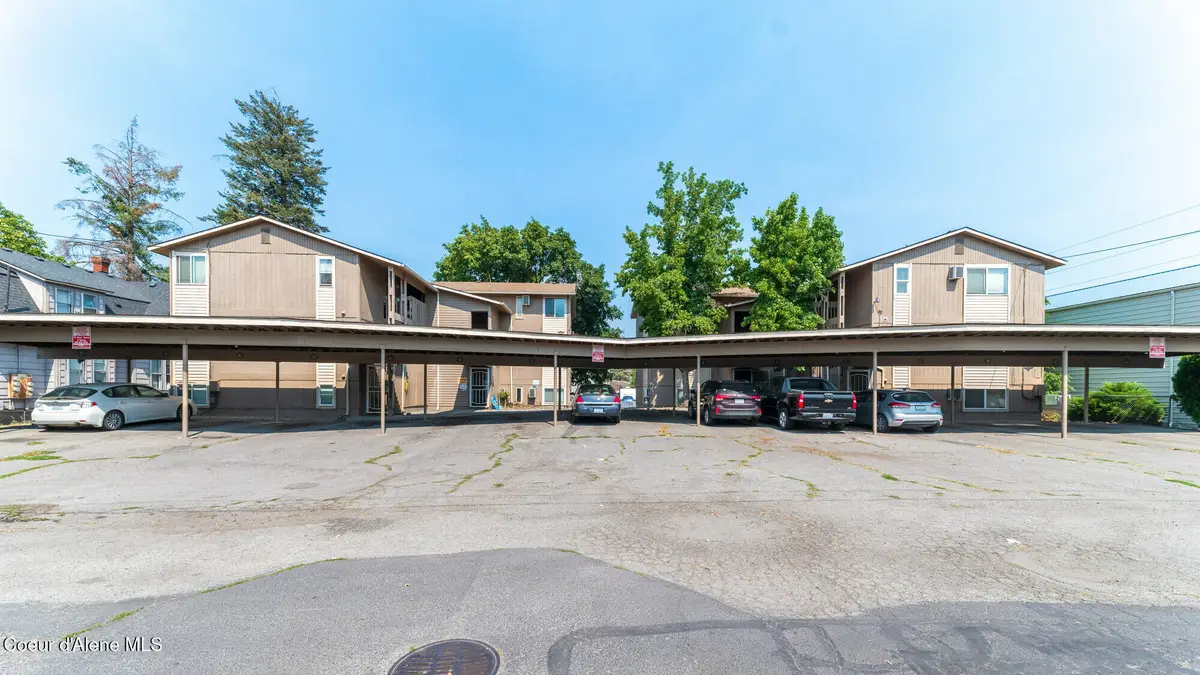 1515 W Sharp Ave, Spokane, WA 99201 - #1