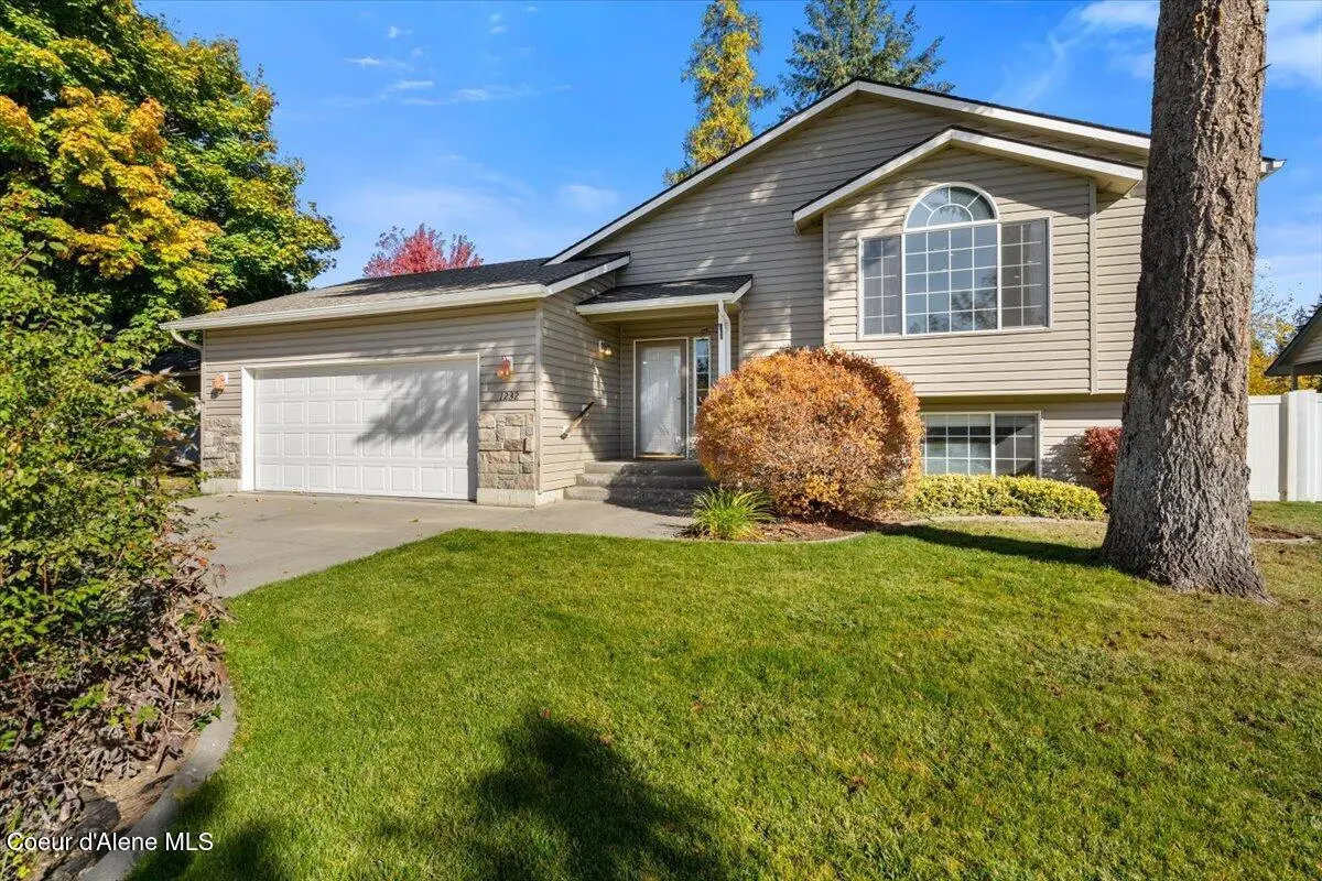 1232 W Edgewood CIR, Coeur Dalene, ID 83815 - #1
