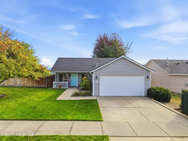 2768 E Knapp CIR, Post Falls, ID 83854
