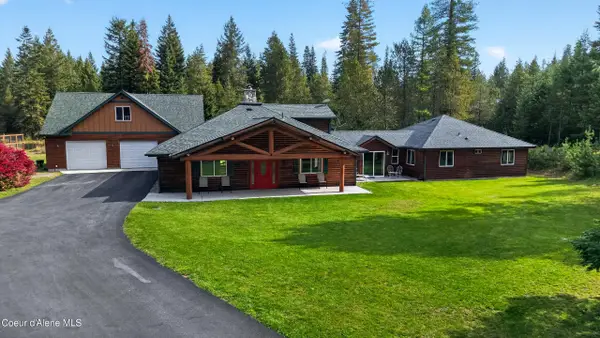 18209 N Cedar Grove LN, Hayden, ID 83835