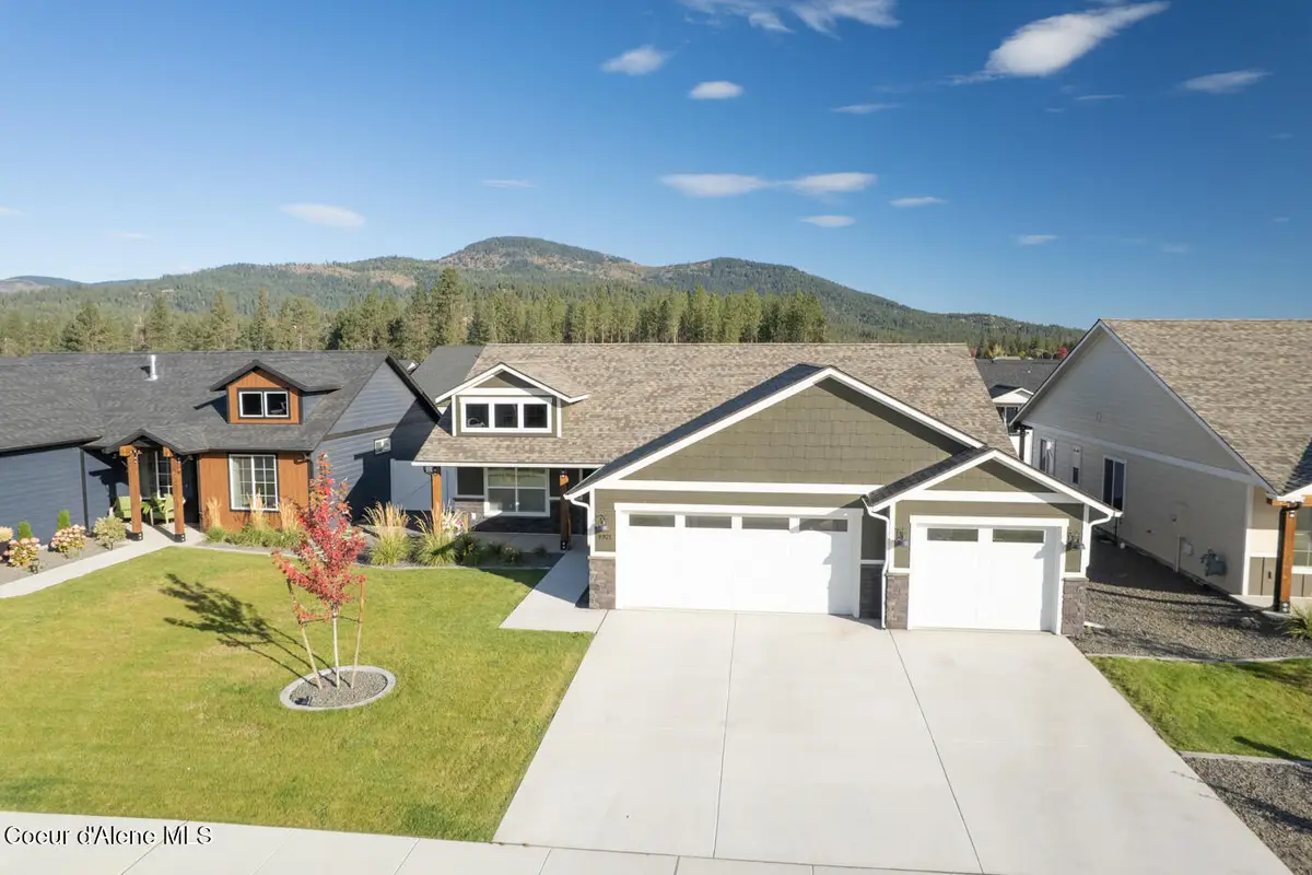 8921 W CULTIVATOR AVE, Rathdrum, ID 83858 - #1