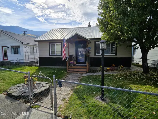 15 W Mullan Ave, Kellogg, ID 83837