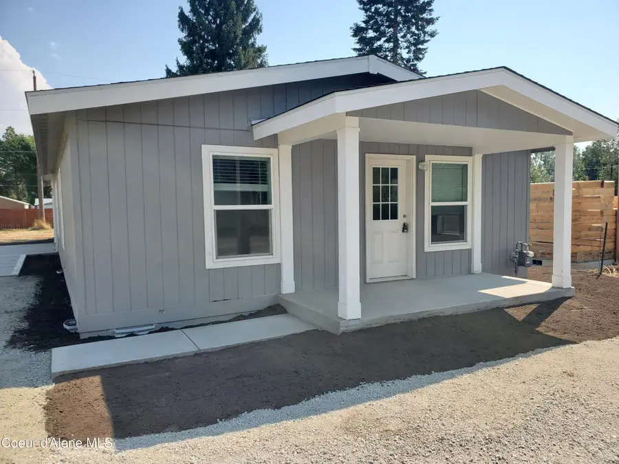 230 Ash St, Ponderay, ID 83852 - #3
