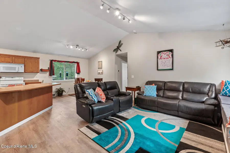 32053 N Red Dell LOOP, Athol, ID 83801 - #3