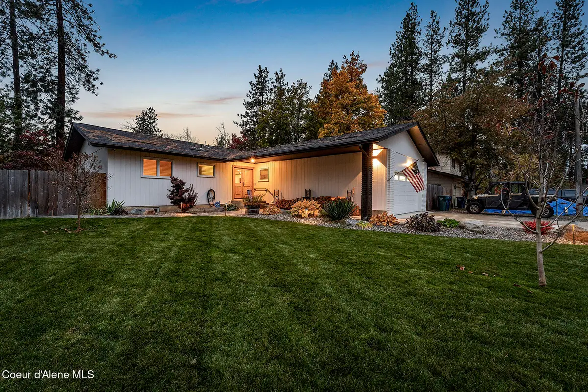 3704 N Woods LN, Coeur D Alene, ID 83815 - #1