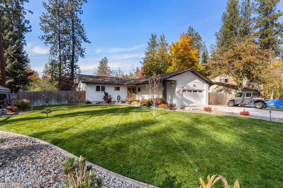 3704 N Woods LN, Coeur D Alene, ID 83815 - #3