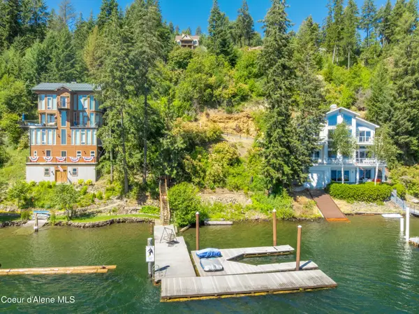 233 W Steamboat Dr, Coeur d'Alene, ID 83814