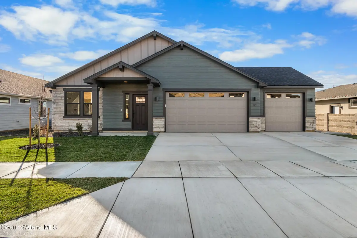 6476 N Suncrest Ln, Rathdrum, ID 83858 - #1