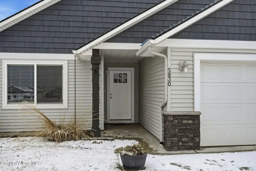 5830 W Irish DR, Rathdrum, ID 83858 - #2