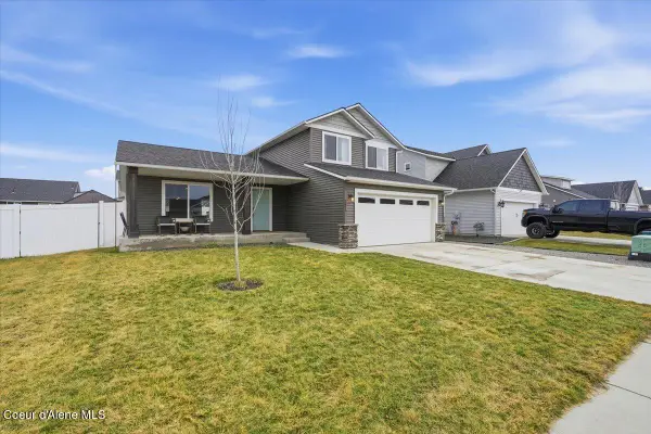 5616 W Lujack WAY, Rathdrum, ID 83858